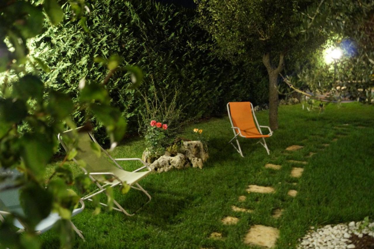 Bed and Breakfast La Casa Del Nonno Alberobello Exterior foto